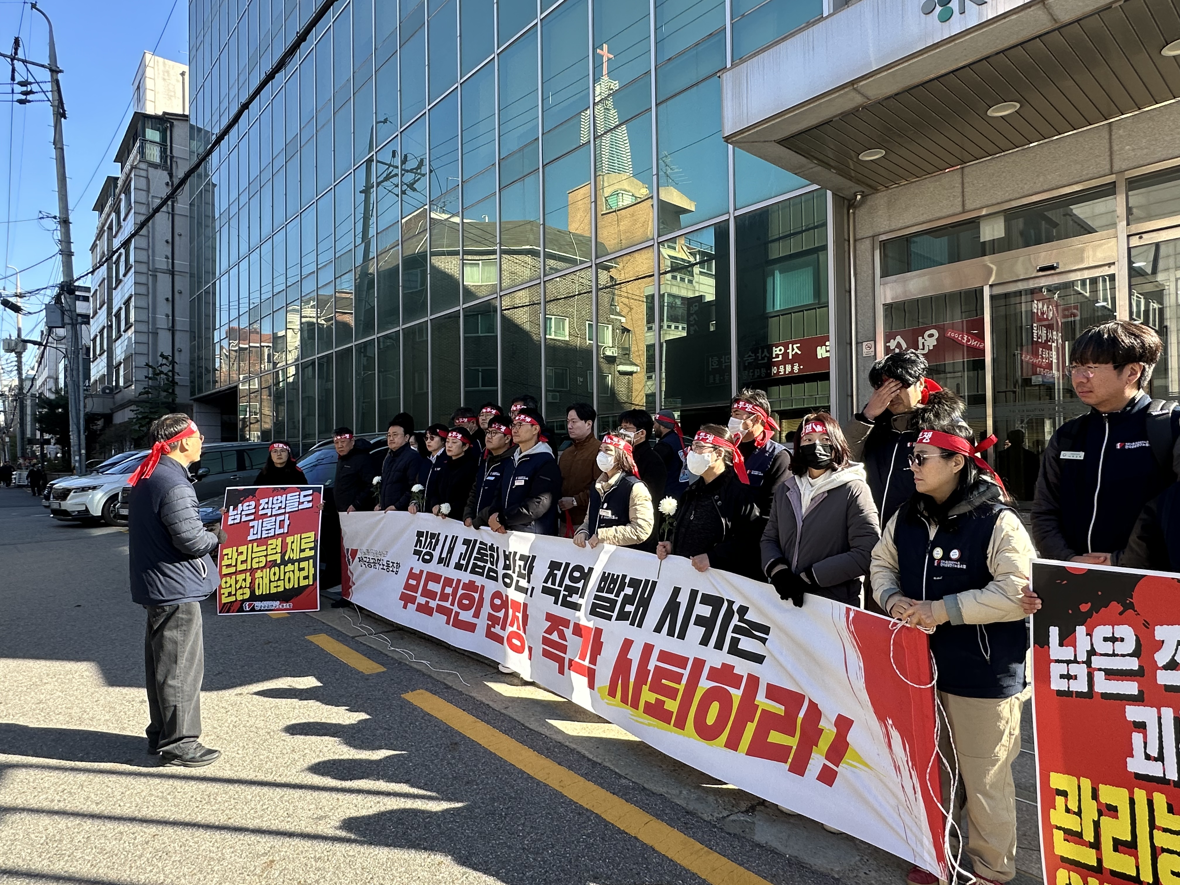 e2b6ff37e0b26e6fb0abb48d125c7365_1763019301_8405.jpg e2b6ff37e0b26e6fb0abb48d125c7365_1763019301_8405.jpg